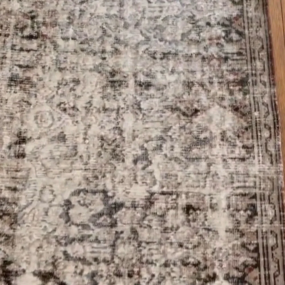 Vintage Persian Runner Rug 9 x 2.4 Green Red Tan Multicolor VGUC